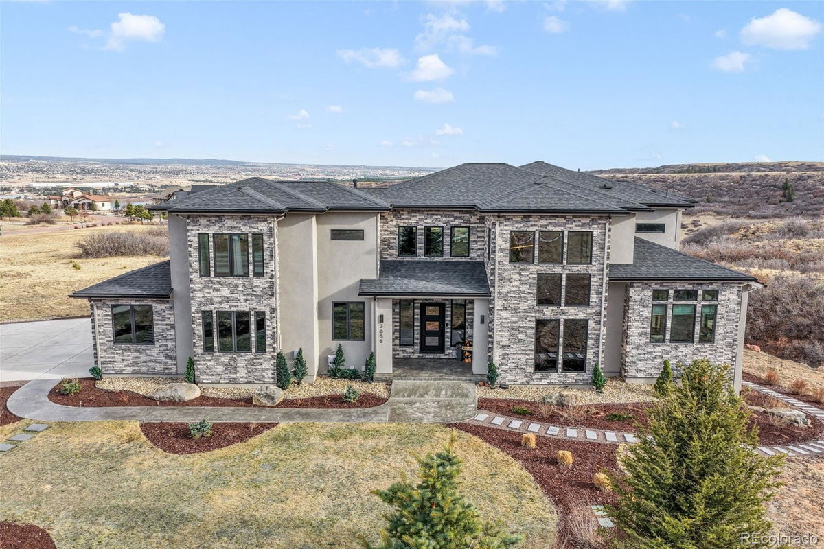 3655 Mesa Top Drive