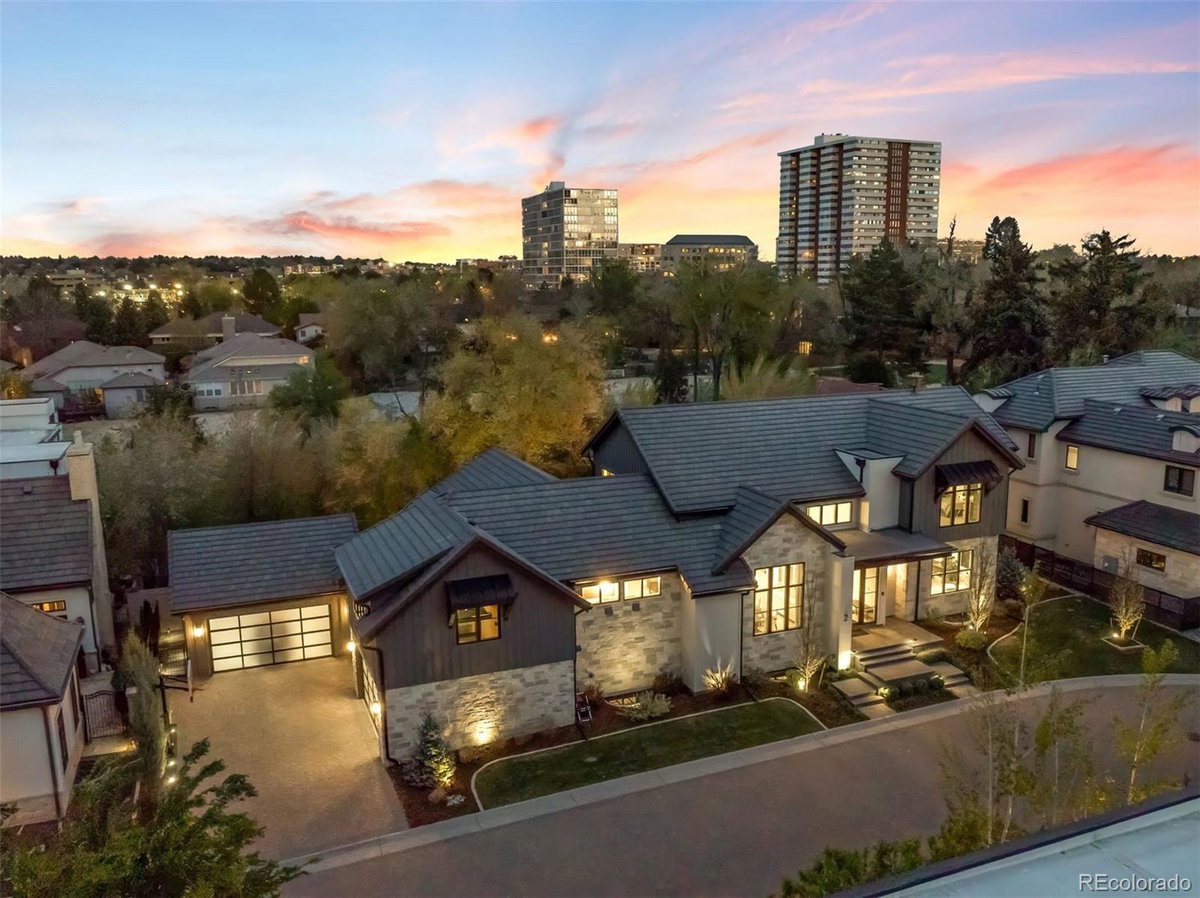 2821 E Cedar Avenue #2