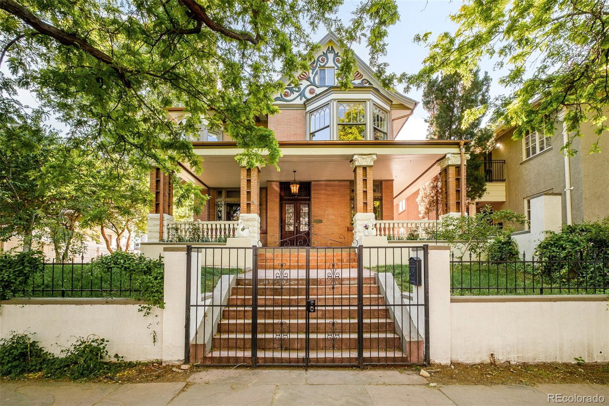 929 N Pearl Street