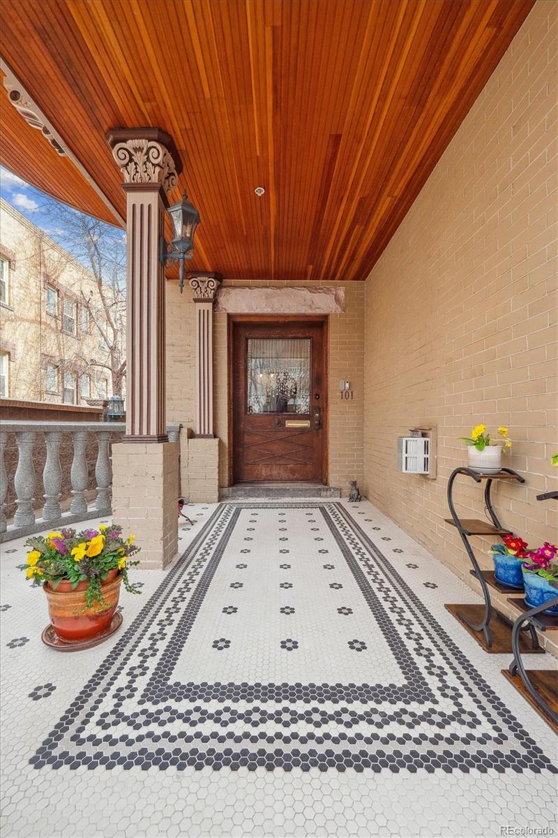 1022 N Pearl Street #101