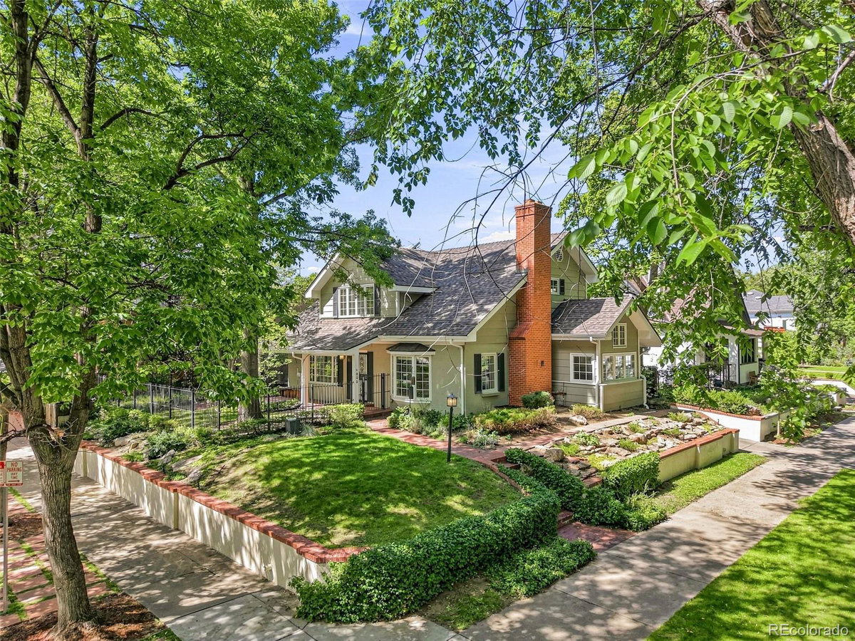 1805 Forest Parkway
