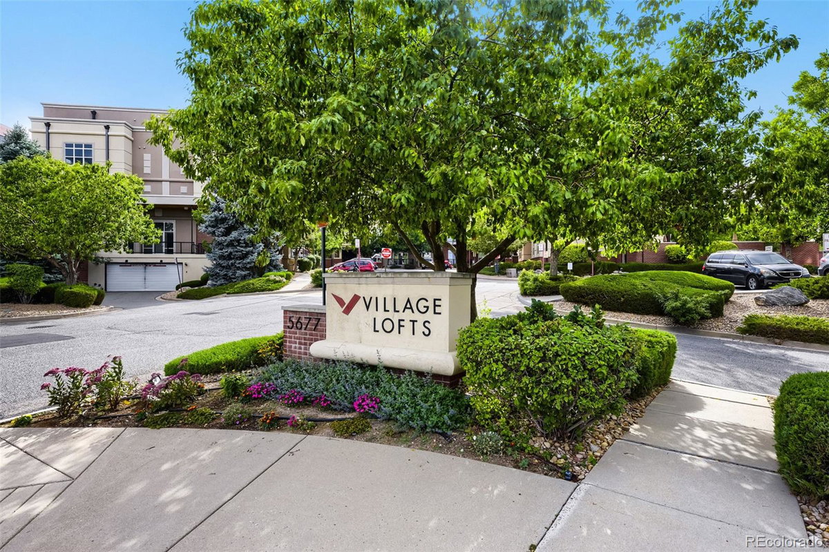 5677 S Park Place #D105