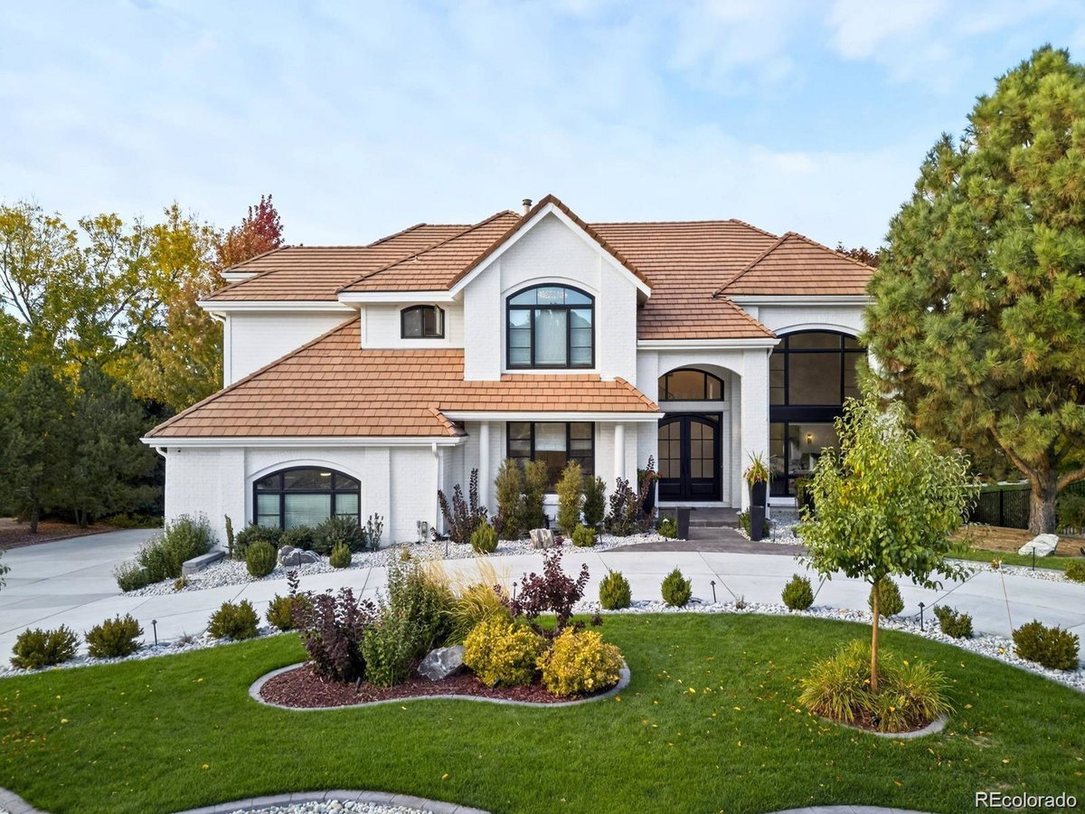 8373 Colonial Drive