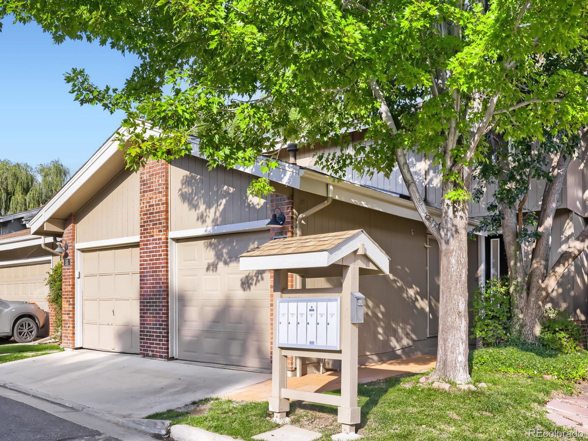 3140 Eastwood Court