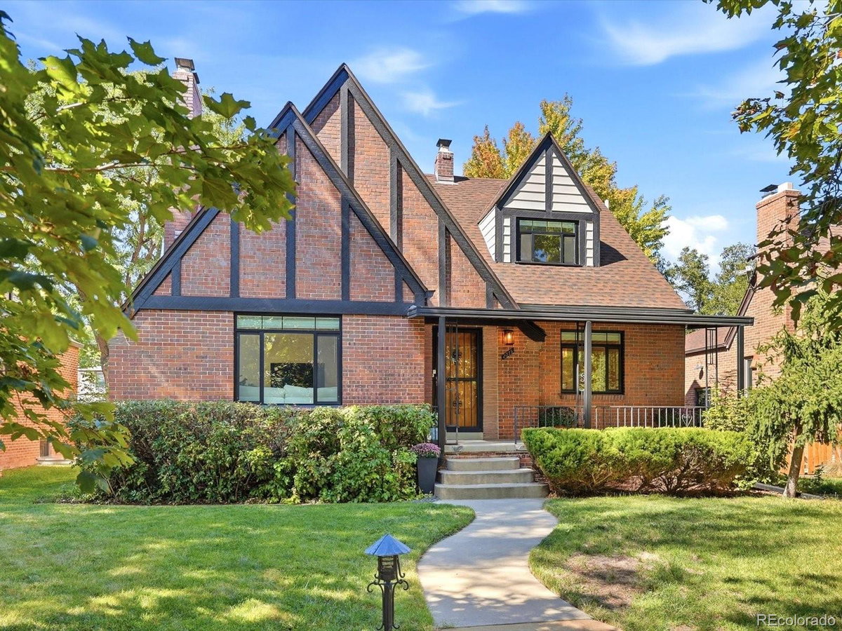 2335 Kearney Street