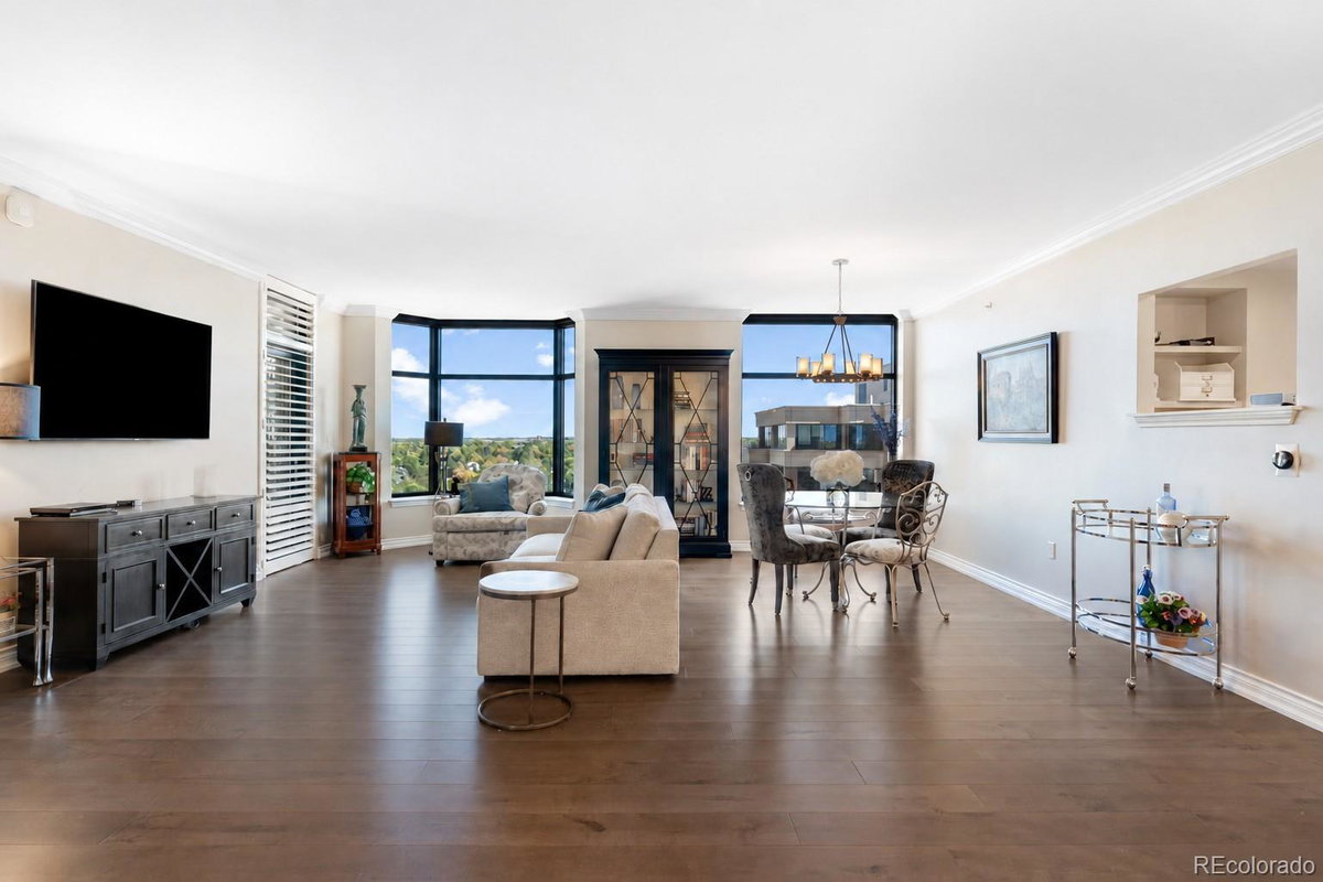 8100 E Union Avenue #1003