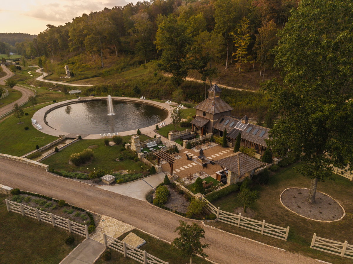 4273 Algie Sewell Rd, Columbia, TN 38401