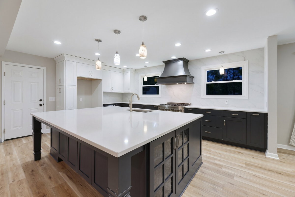 1213 Twin Springs Dr, Brentwood, TN 37027