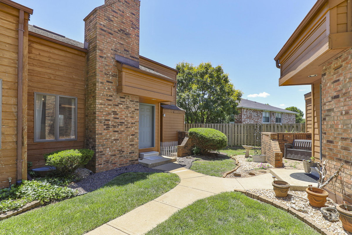 3440 S Delaware Avenue #159, Springfield, MO 65804